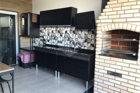 Casa à venda com 3 suítes no condomínio Horto Florestal II, Sorocaba - SP