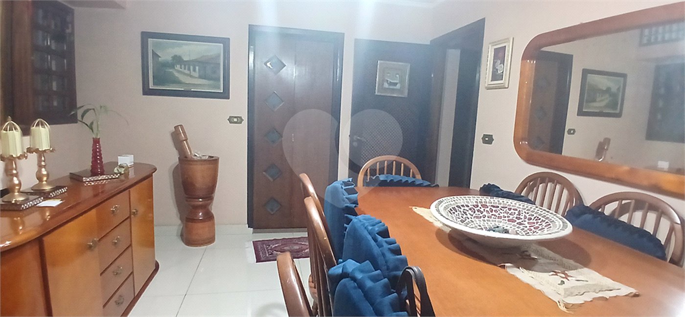 Sobrado à venda com 3 suítes em Nova Petrópolis, São Bernardo do Campo, SP