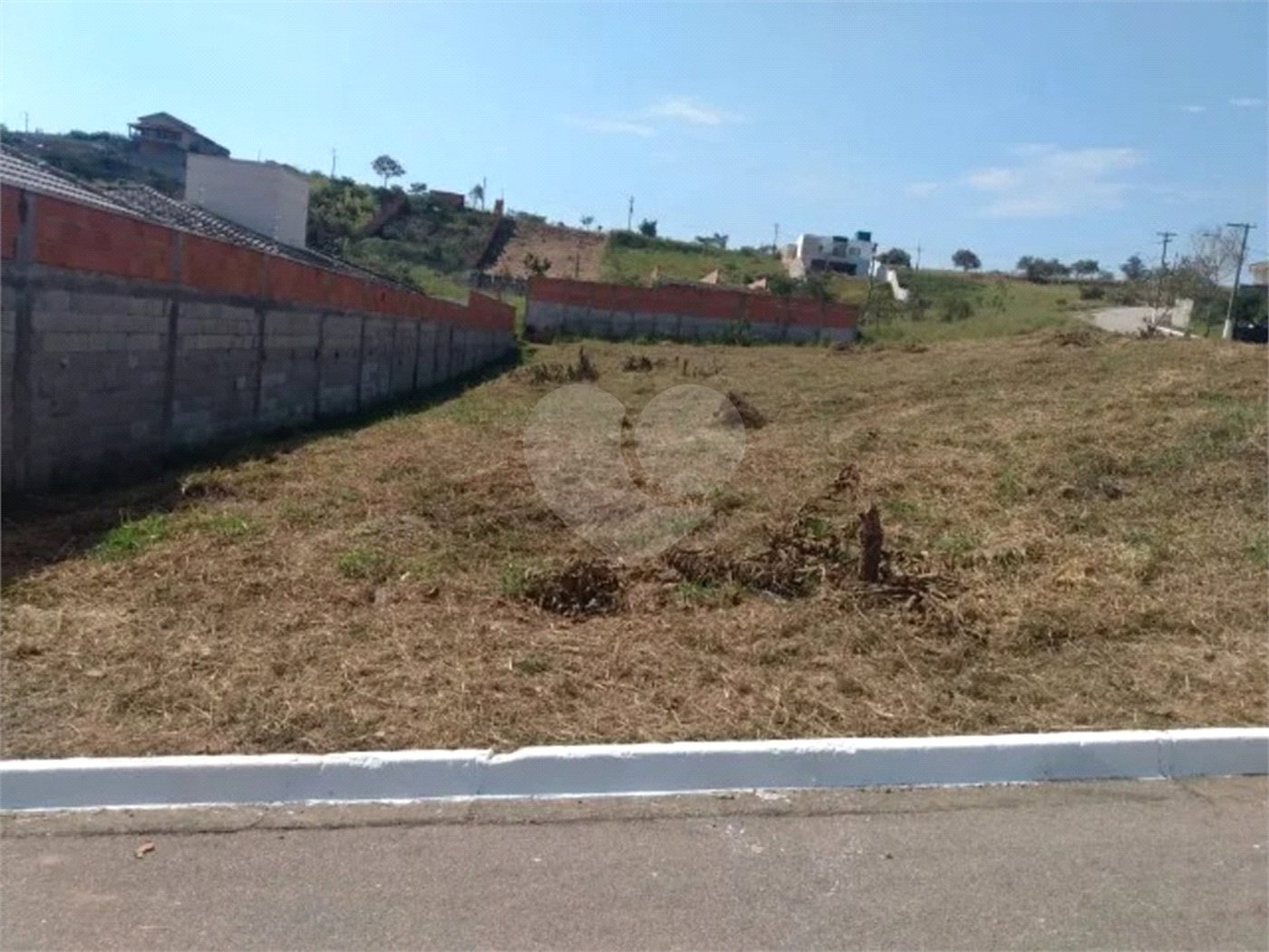 Terreno à venda no condomínio Portal do Sol, Jundiaí - SP