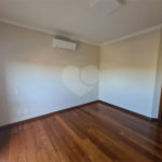 Casa à venda com 3 suítes no condomínio Vinhas da Vista Alegre - Lado Sede, Vinhedo - SP