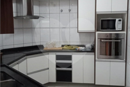 Casa à venda com 3 suítes no condomínio Villaggio Capriccio, Louveira - SP