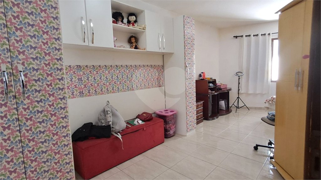 Sobrado à venda com 3 quartos, sendo 1 suíte, em Jardim Arize, São Paulo, SP