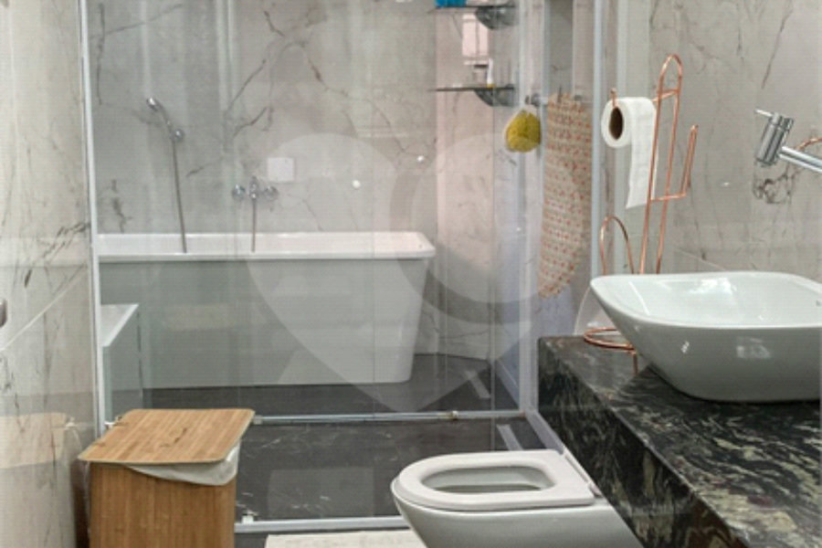 Sobrado à venda com 3 quartos, sendo 1 suíte, em Jardim Santa Beatriz, Guarulhos, SP