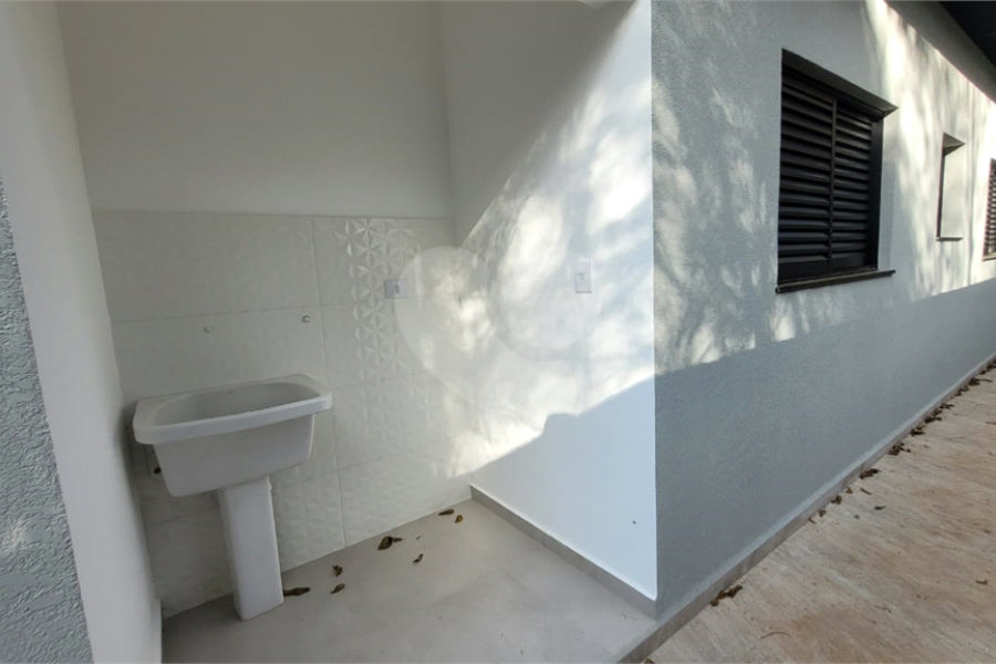 Casa Térrea à venda com 3 quartos, sendo 1 suíte,  em Pedra Vermelha (terra Preta), Mairiporã, SP