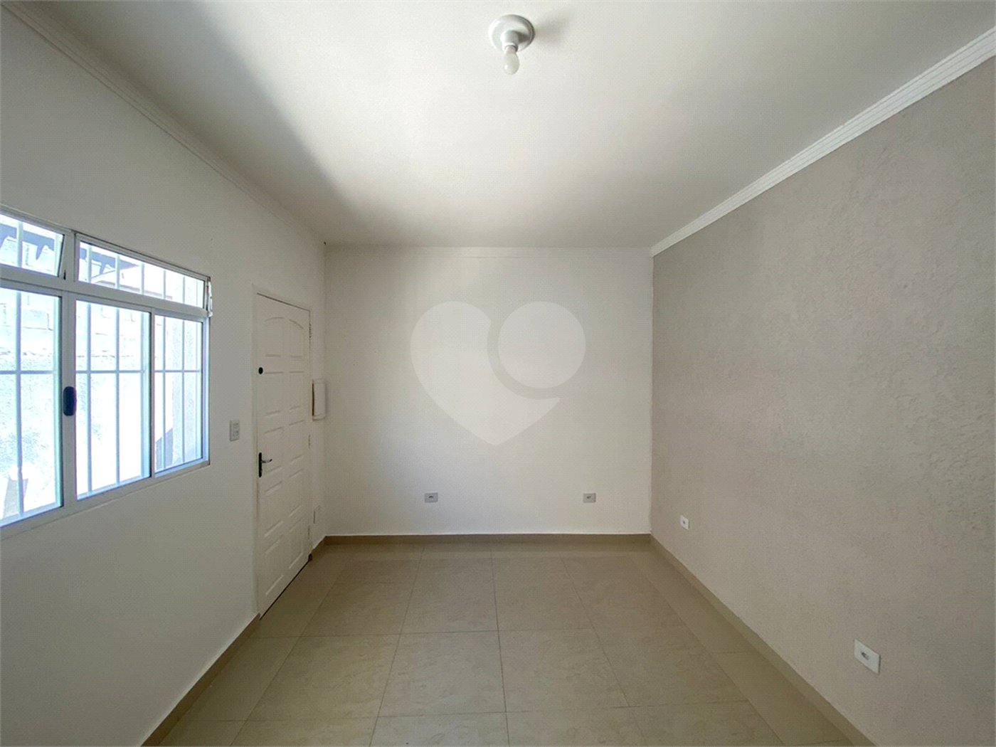 Casa à venda com 2 quartos no condomínio Cojunto Residencial Victoria, São Paulo - SP