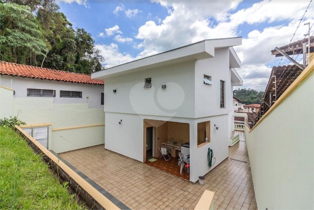 Casa à venda com 3 suítes em Horto, São Paulo, SP