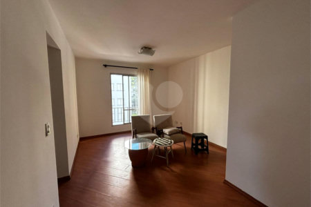 Apartamento à venda com 3 quartos em Caxingui, São Paulo, SP