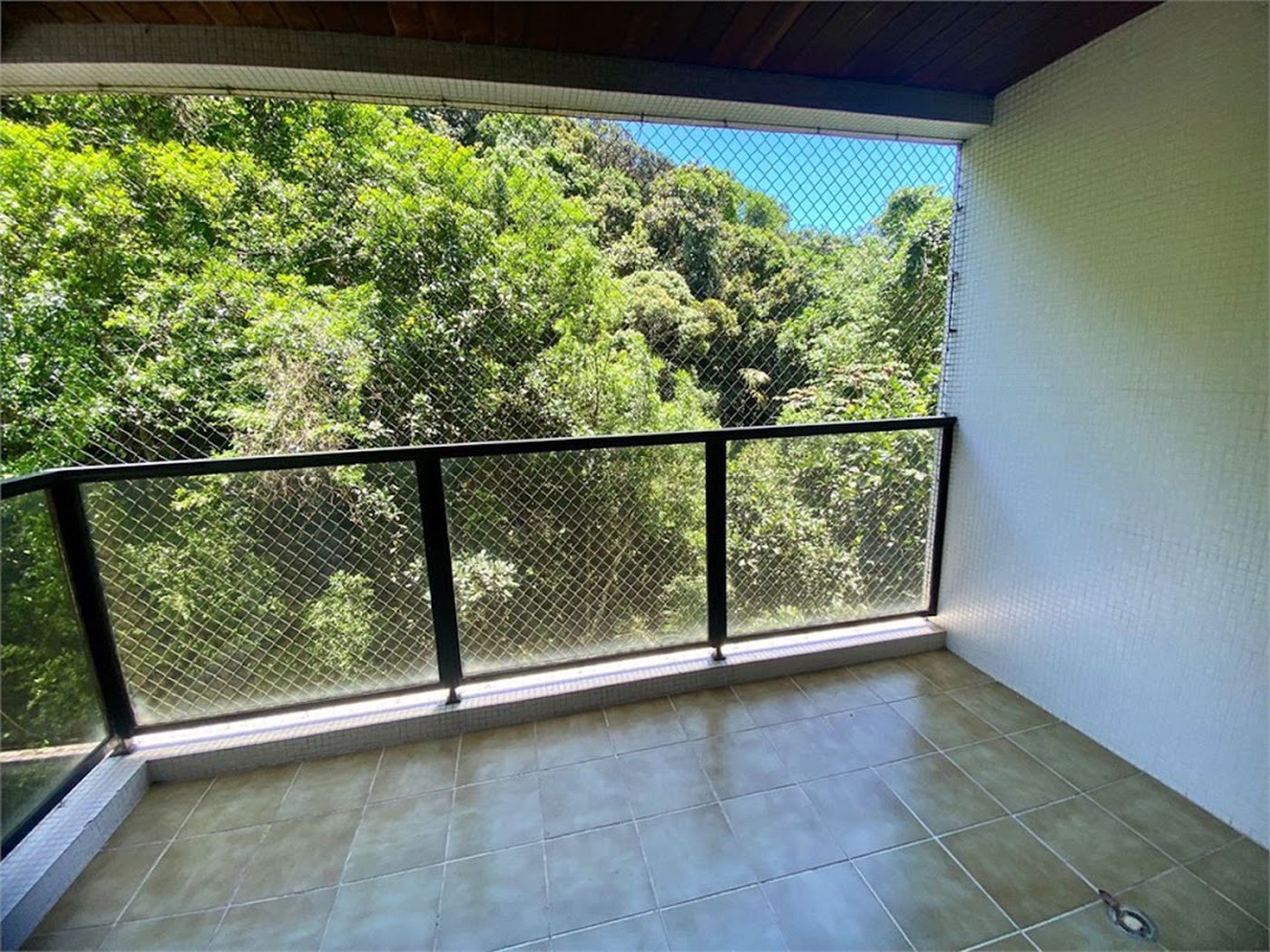 Apartamento Residencial à venda, Centro, Guarujá - AP1385.