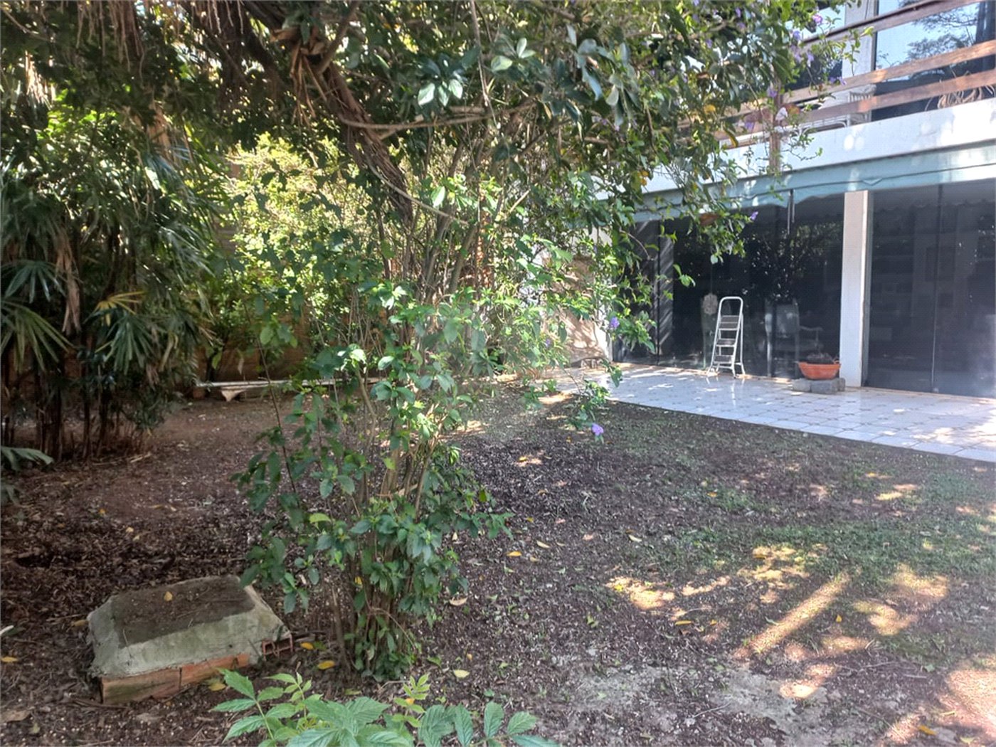 Casa à venda com 3 quartos, sendo 2 suítes, em Morumbi, São Paulo, SP