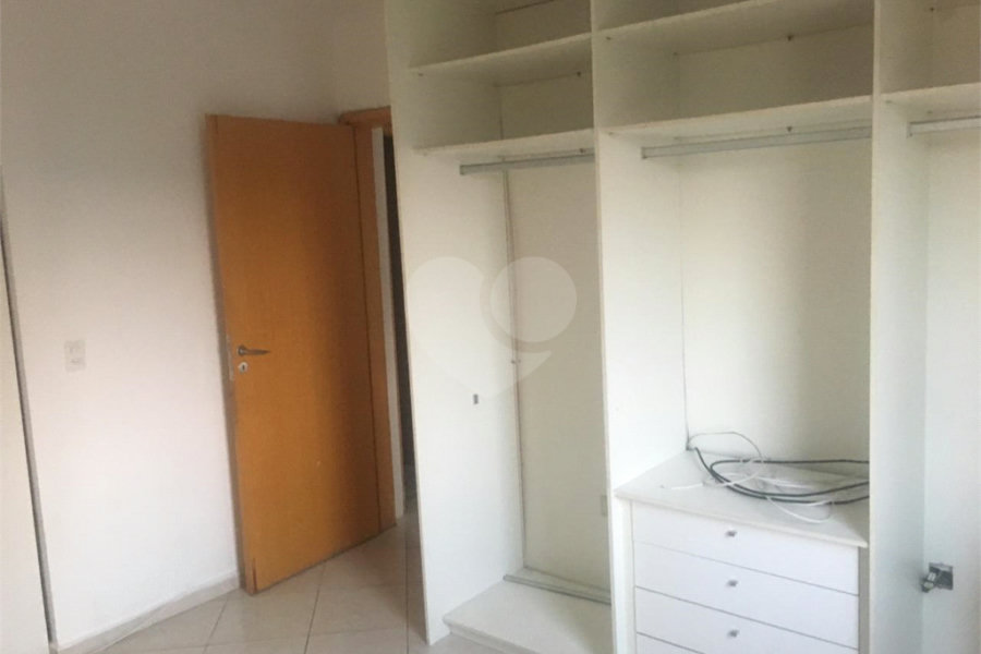 Casa à venda com 2 quartos, sendo 1 suíte, no condomínio Colibri, São Paulo - SP