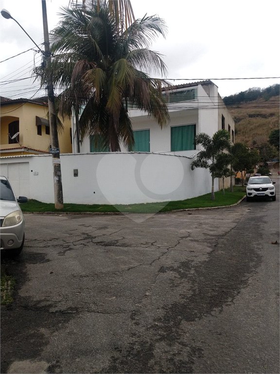 Casa à venda com 4 quartos, sendo 1 suíte, em Campo Grande, Rio de Janeiro, RJ