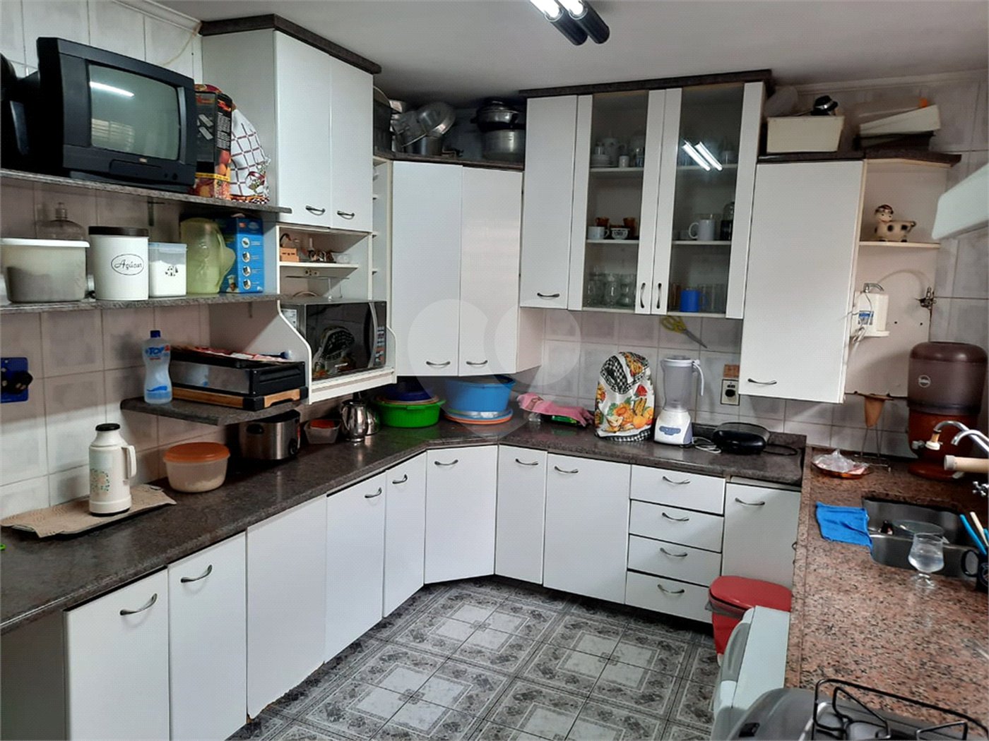 Casa à venda com 6 quartos, sendo 4 suítes, em Vila Guarani (z Sul), São Paulo, SP