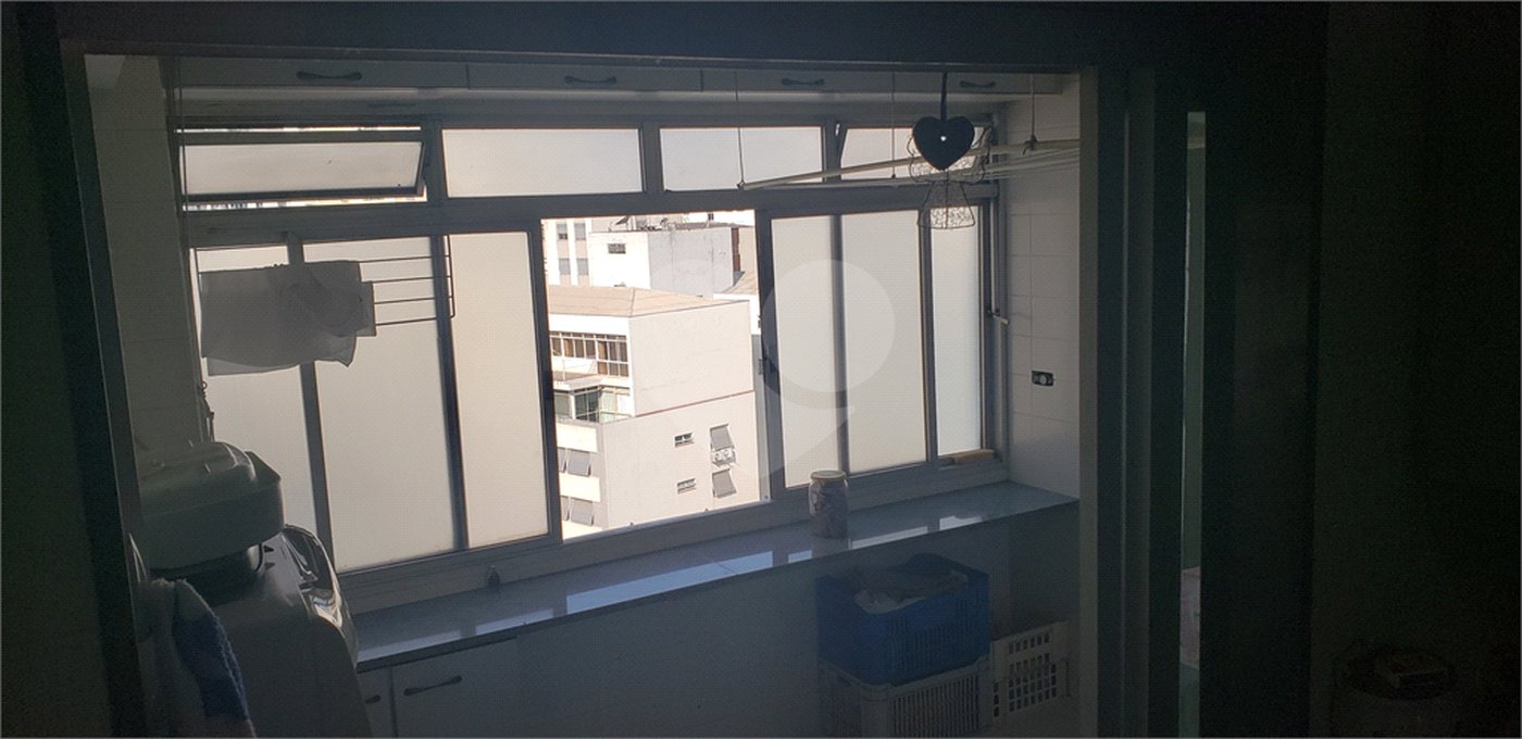 Apartamento à venda com 3 quartos, sendo 1 suíte, em Santa Cecília, São Paulo, SP