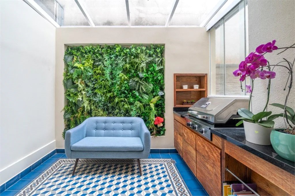 Casa à venda com 4 quartos, sendo 2 suítes, no condomínio Melbourne Residence, São Paulo - SP