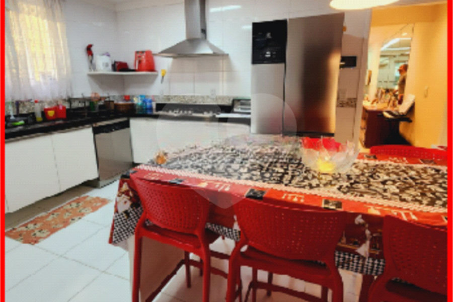Sobrado à venda com 3 quartos, sendo 1 suíte, em Santana, São Paulo, SP