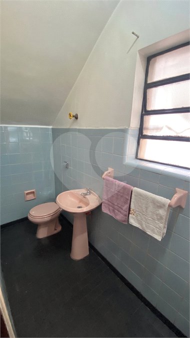 Sobrado à venda ou para alugar com 4 quartos, sendo 1 suíte,  em Parque Colonial, São Paulo, SP