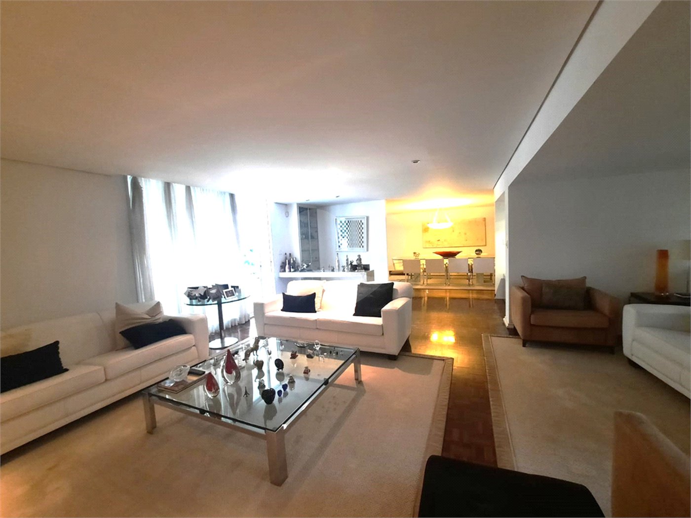 Casa para alugar com 4 quartos, sendo 2 suítes,  em Alto da Boa Vista, São Paulo, SP