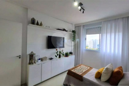 Apartamento à venda com 3 quartos, sendo 1 suíte, em Mooca, São Paulo, SP