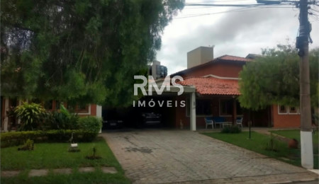 Casa à venda com 5 quartos, sendo 3 suítes,  no condomínio Portella, Itu - SP