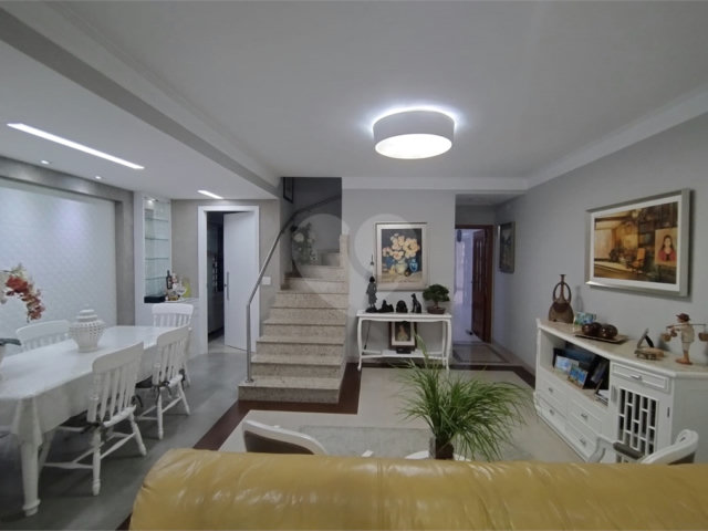 Casa à venda com 3 quartos, sendo 1 suíte,  em Santana, São Paulo, SP