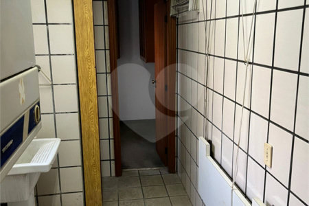 Apartamento à venda com 4 suítes em Vila Uberabinha, São Paulo, SP