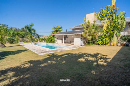 Casa à venda com 3 quartos, sendo 1 suíte,  no condomínio Vinhas da Vista Alegre - Lado Sede, Vinhedo - SP
