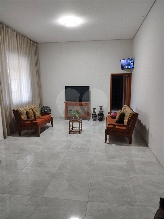 Casa Térrea à venda com 3 quartos em Recanto Campestre Internacional de Viracopos Gleba 9, Indaiatuba, SP