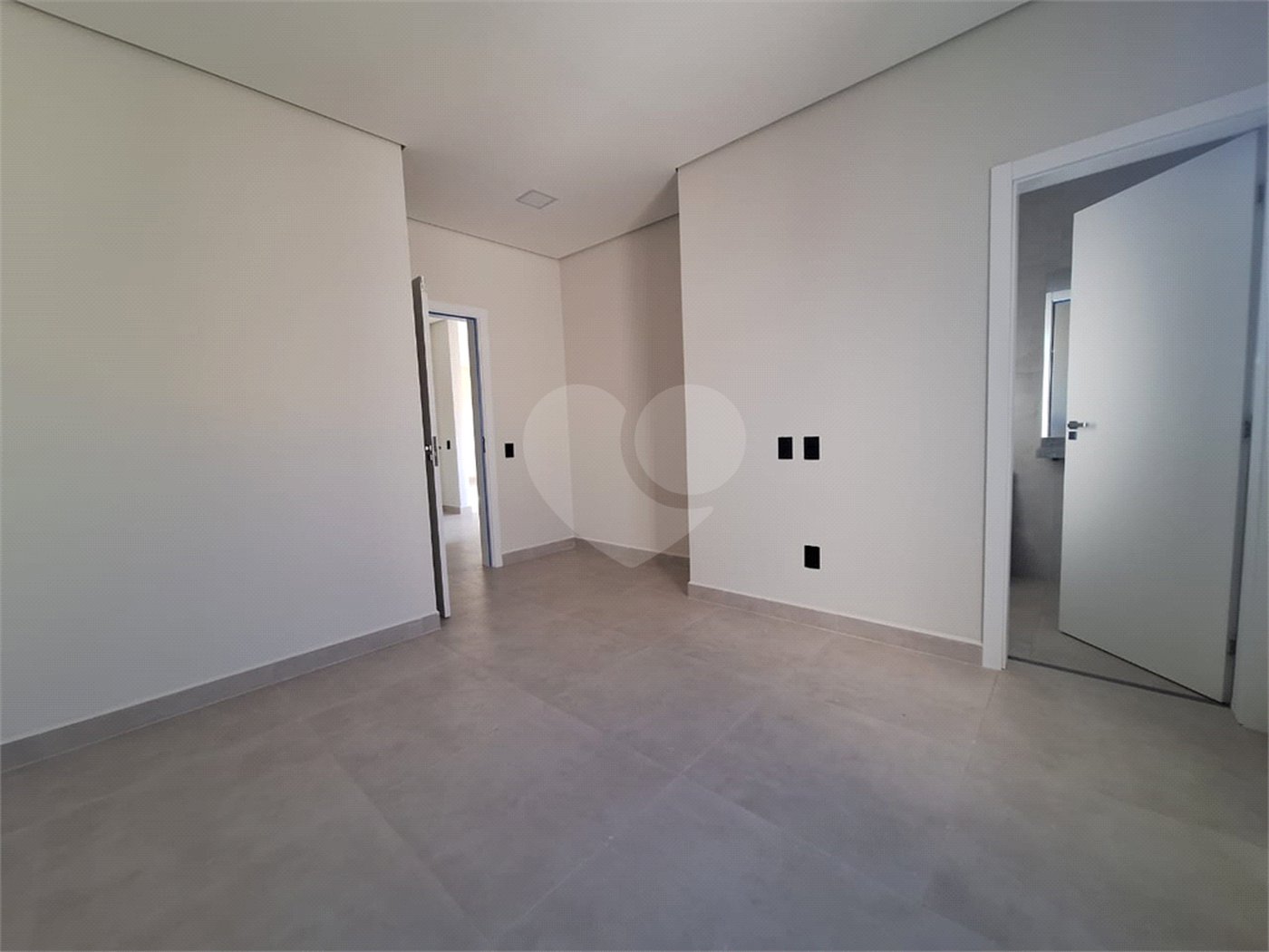 Casa Térrea à venda com 3 quartos, sendo 1 suíte, em Jardim Regina, Indaiatuba, SP