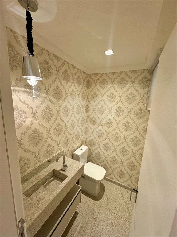 Apartamento no Edifício Bellagio, com 3 dormitórios, sol da manha e na modalidade porteira fechada.