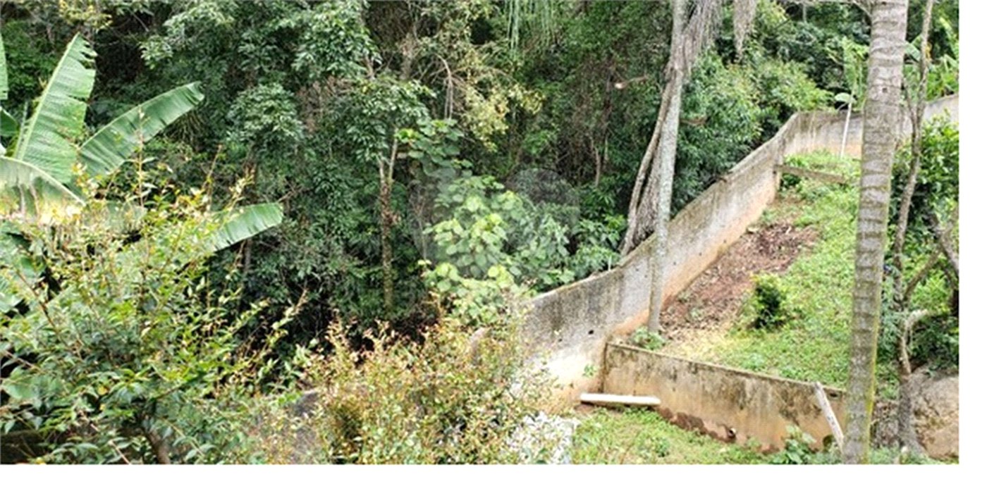 Chácara à venda com 3 suítes em Rio Acima, Mairiporã, SP