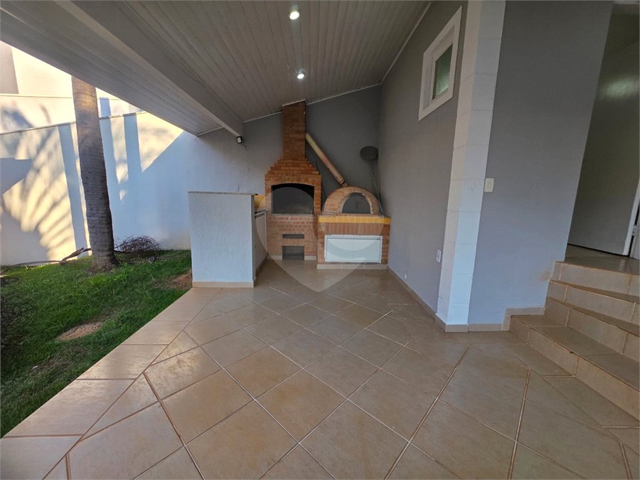 Casa à venda ou para alugar com 3 suítes no condomínio Villagio Capriccio, Louveira - SP