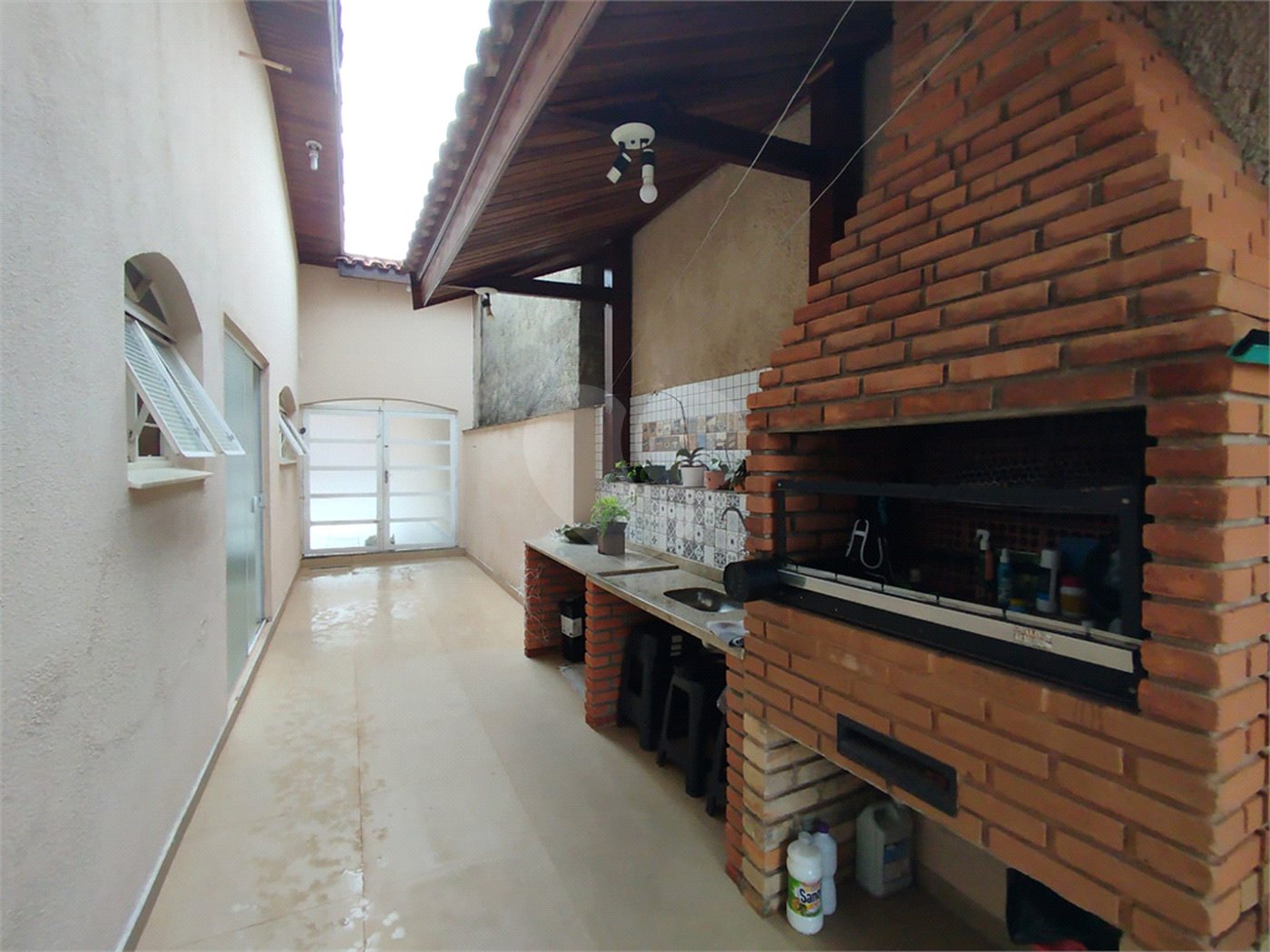 Casa à venda com 3 quartos, sendo 1 suíte, em Jardim Leocádia, Sorocaba, SP
