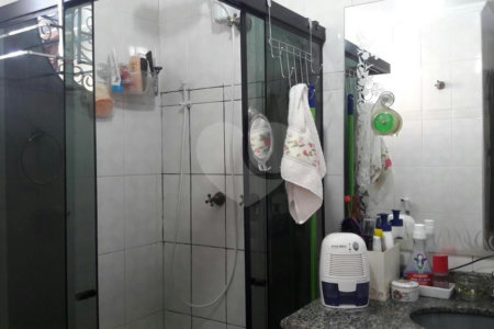 Sobrado à venda com 2 quartos, sendo 1 suíte,  em Vila Paulicéia, São Paulo, SP