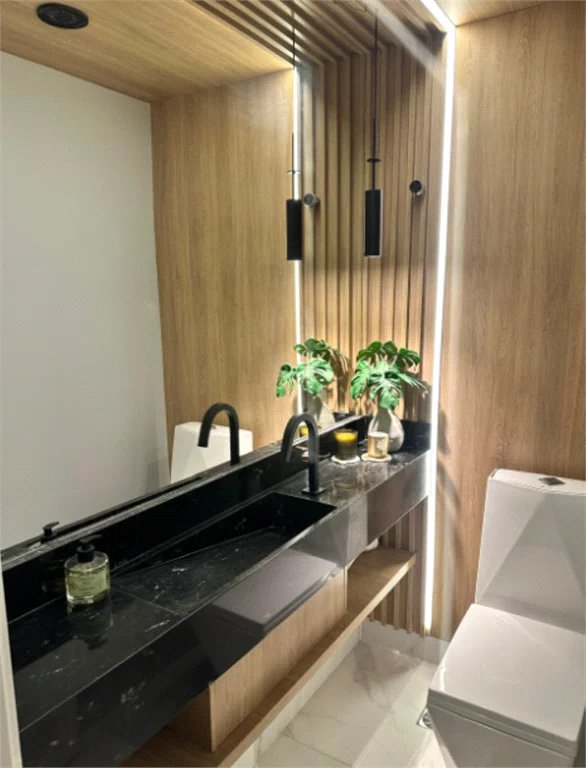 Apartamento à venda com 3 quartos, sendo 1 suíte, em Jardim Vazani, São Paulo, SP