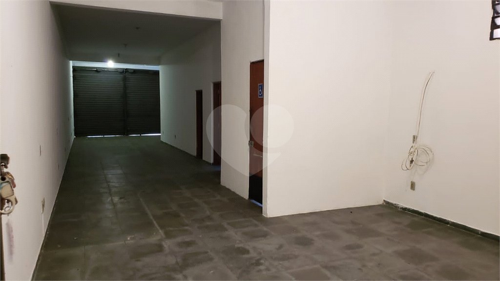 Prédio à venda com 2 quartos, sendo 1 suíte, em Jardim Brasil (zona Norte), São Paulo, SP