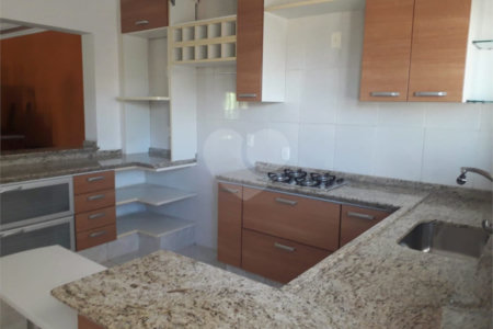 Casa à venda com 3 quartos, sendo 1 suíte, no condomínio Parque da Fazenda, Itatiba - SP