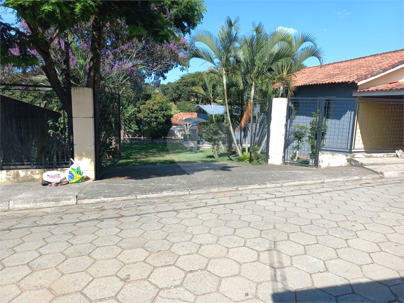 Casa à venda com 2 quartos em Vila Matias, Alambari, SP