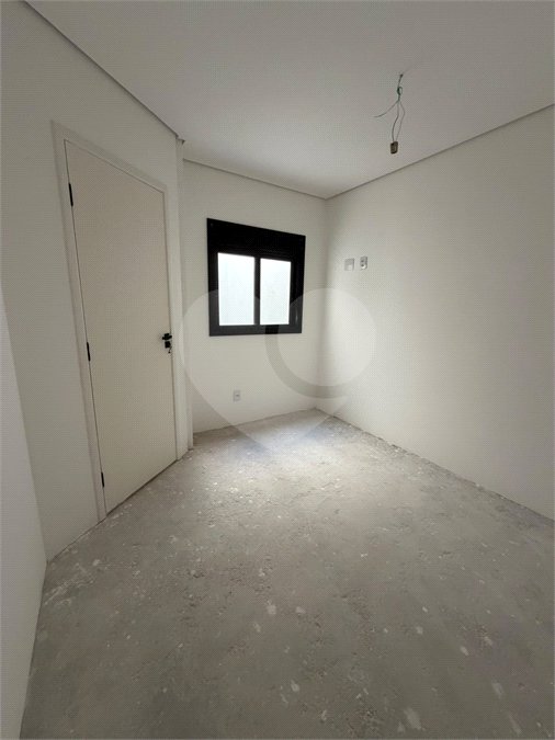Sobrado à venda com 3 quartos, sendo 1 suíte, em Sítio da Figueira, São Paulo, SP