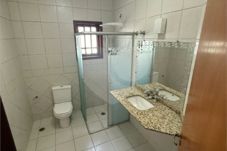 Casa à venda com 4 quartos, sendo 2 suítes,  no condomínio Arujá 5, Arujá - SP