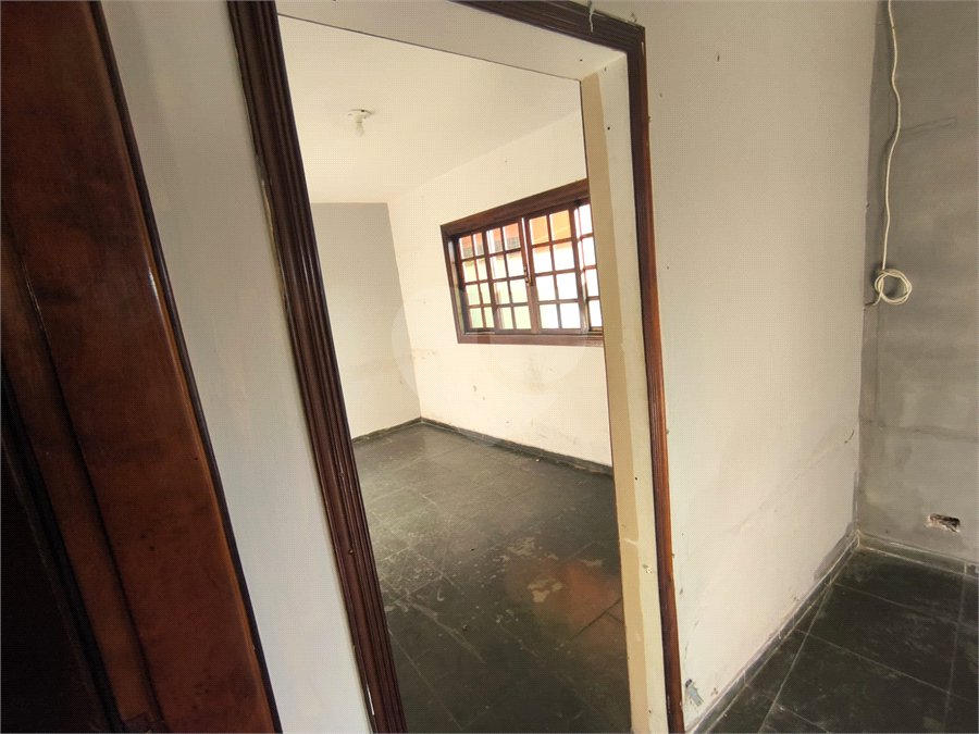 Casa à venda com 3 quartos em Jardim das Esmeraldas, São Paulo, SP