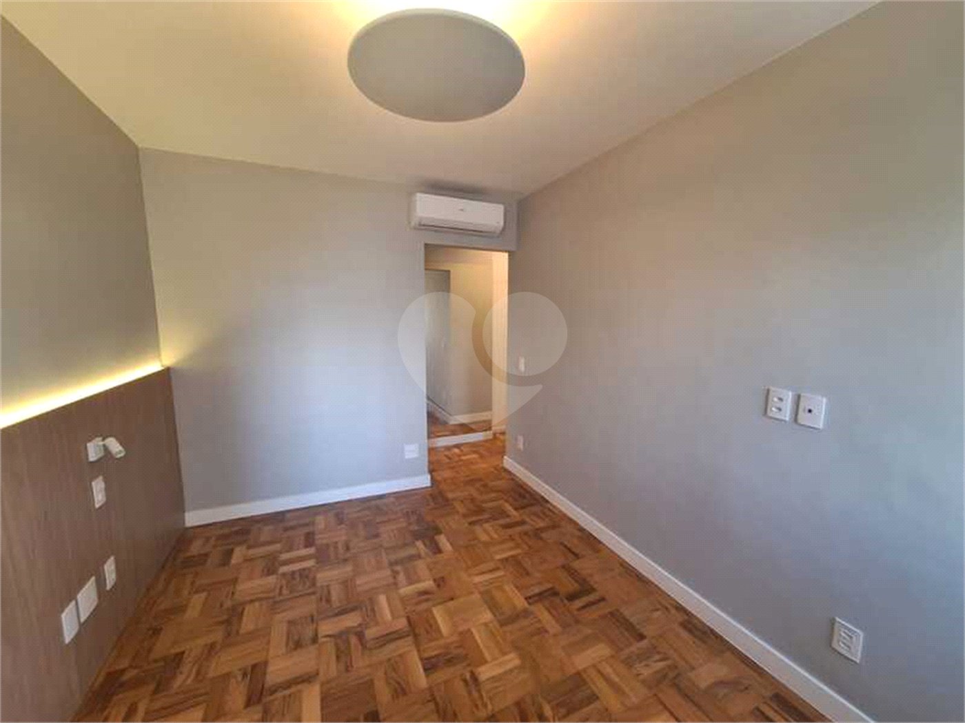 Apartamento à venda com 3 quartos, sendo 1 suíte, em Itaim Bibi, São Paulo, SP