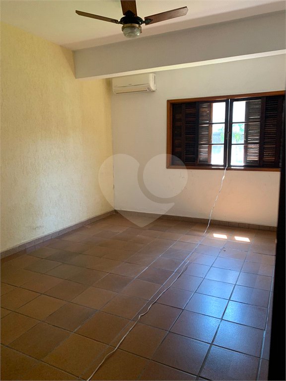 Casa à venda com 3 quartos em Horto Florestal, São Paulo, SP