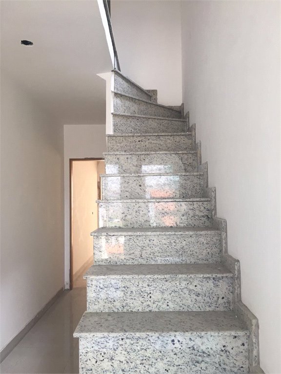 Sobrado à venda com 3 quartos, sendo 1 suíte, em Tremembé, São Paulo, SP