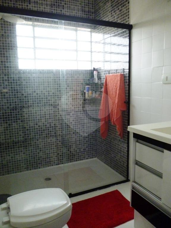 Sobrado à venda com 3 quartos, sendo 1 suíte, em Parque Edu Chaves, São Paulo, SP