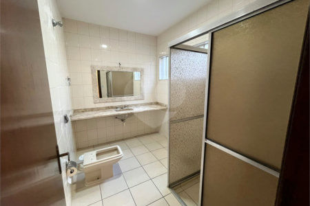 Casa à venda com 3 quartos, sendo 1 suíte, em Jardim Itália, Itapetininga, SP