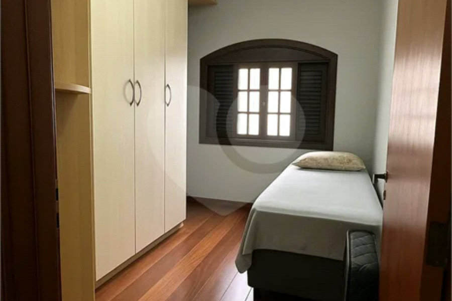Sobrado à venda com 3 quartos, sendo 1 suíte, em Tremembé, São Paulo, SP