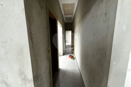 Casa à venda com 3 quartos, sendo 1 suíte, no condomínio Residencial Tivolli, Itapetininga - SP