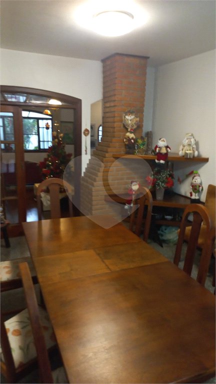 Casa à venda ou para alugar com 5 quartos, sendo 1 suíte,  em Vila Oliveira, Mogi das Cruzes, SP