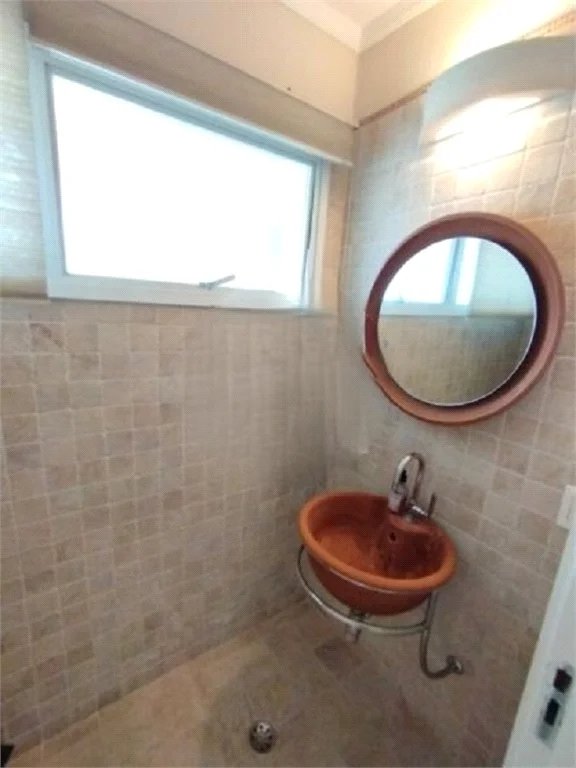 Casa à venda com 5 quartos, sendo 4 suítes,  em Parque dos Príncipes, São Paulo, SP