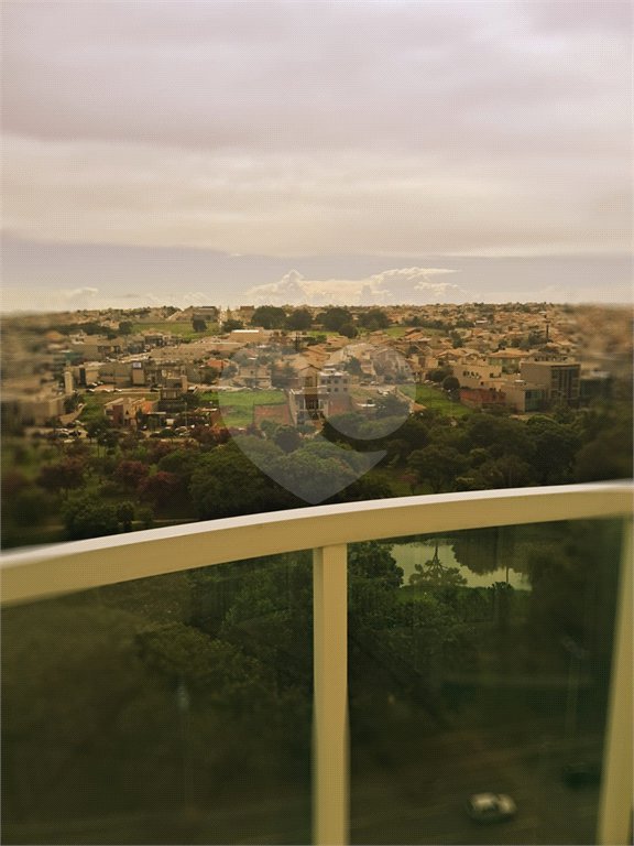 Apartamento à venda com 4 quartos, sendo 2 suítes,  em Vila Sfeir, Indaiatuba, SP